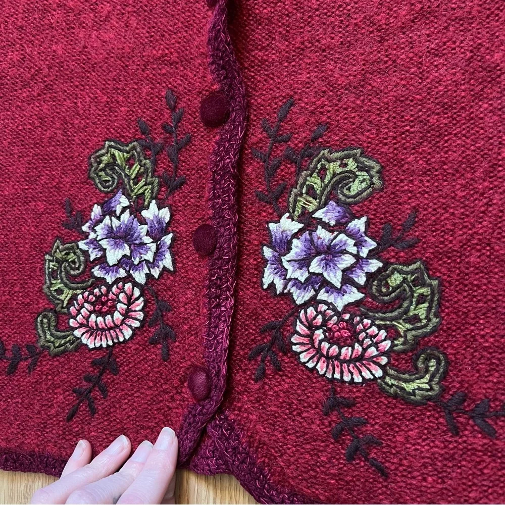 Vintage 90s Susan Bristol Wool Blend Sweater Vest Hand Embroidered Womens Size S